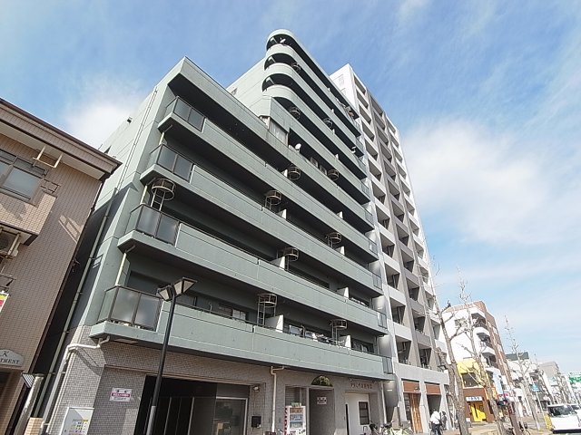 建物外観　３WAYアクセス・買物便利な立地のRCマンション