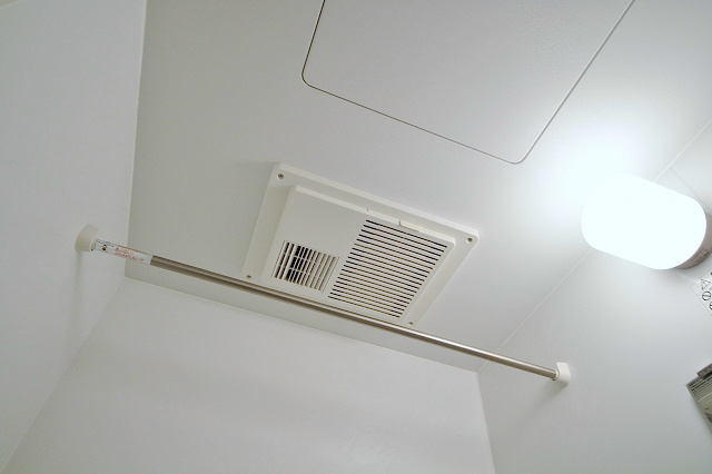 バルコニー　浴室乾燥機