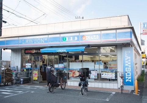 コンビニ　ローソン世田谷砧五丁目店（コンビニ）まで528m