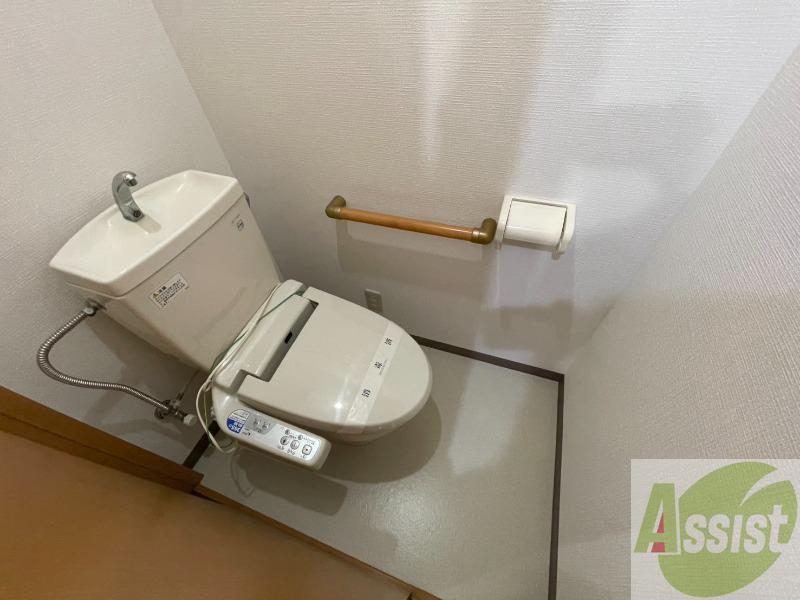 トイレ　トイレです。ウォシュレット付を探している方、おすすめです！