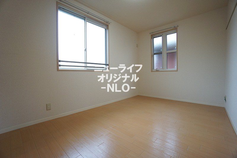 その他部屋・スペース　6.1帖洋室☆２面採光で明るいお部屋です☆