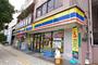 コンビニ　ミニストップ夕陽ヶ丘店加賀徳酒店（コンビニ）まで32m