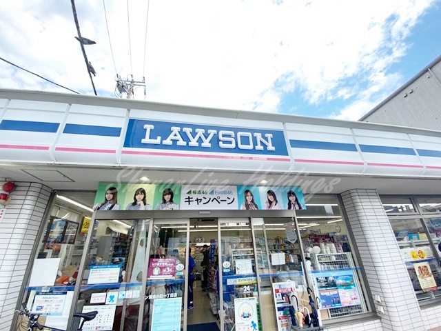 コンビニ　ローソン 鎌倉小町一丁目店（コンビニ）まで375m