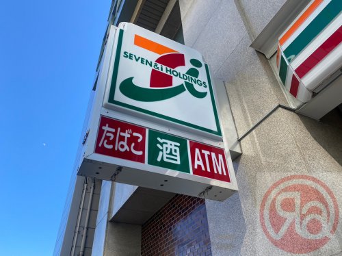 コンビニ　セブンイレブン 大阪大淀南1丁目店（コンビニ）まで878m