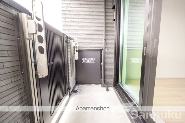 バルコニー
