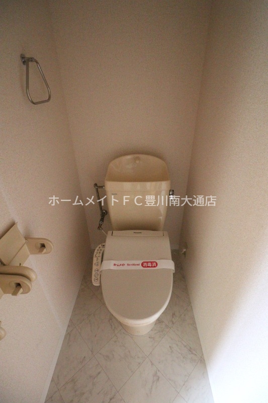 トイレ　ト
