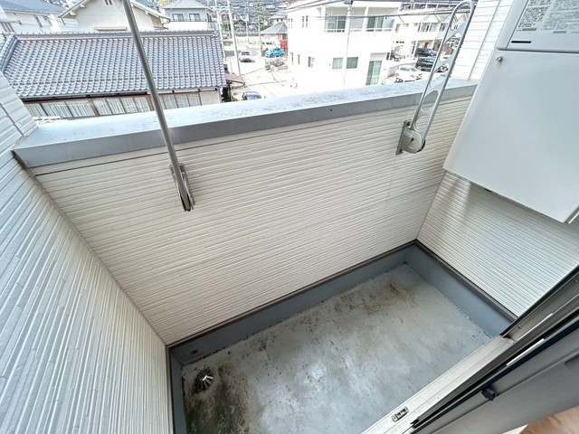 バルコニー　写真は違う号室です。
