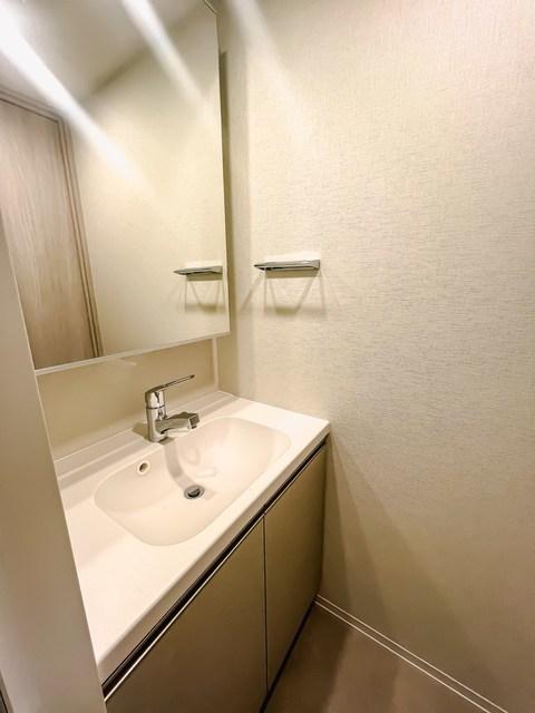 洗面設備　※写真は同タイプ住戸です。