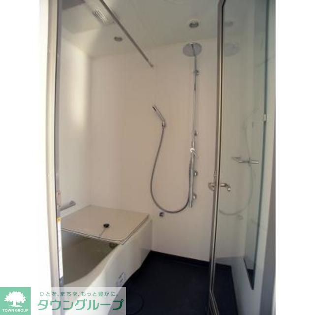 バス・シャワールーム　※写真は同タイプ住戸です。