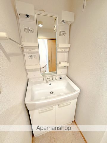 ＪＲ東海道本線 焼津駅 バス乗車時間：7分 最寄りバス停で下車 徒歩3分 2階建 築17年の内装写真