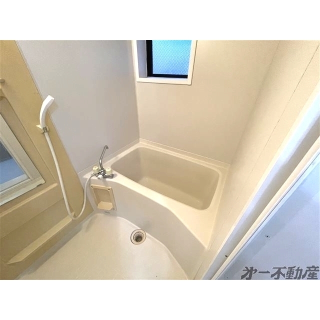 バス・シャワールーム　バス