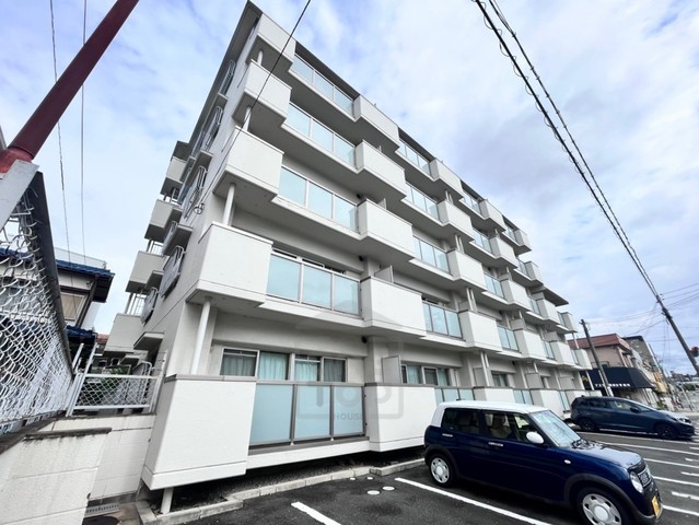 阪急宝塚線 岡町駅 徒歩16分 築50年