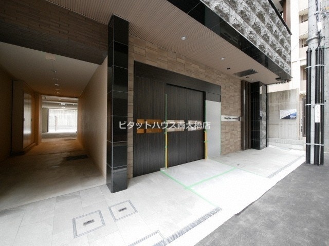 地下鉄長堀鶴見緑地線 谷町六丁目駅 徒歩4分 15階建 築6年の外観写真