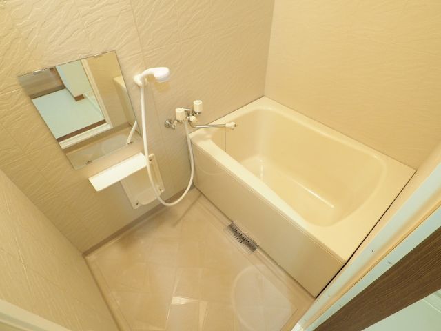フェニックス徳吉Bの風呂写真