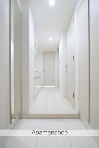 ＪＲ中央線 高円寺駅 徒歩10分 9階建 築5年の玄関写真