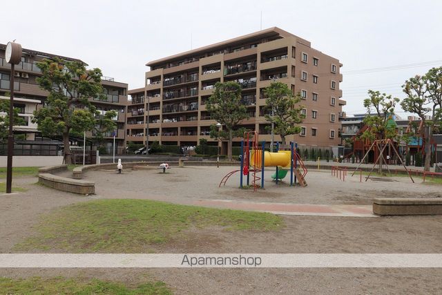 公園　小宮山公園（公園）まで92m