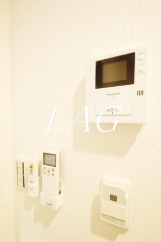 セキュリティ　モニター付きインターホンです。