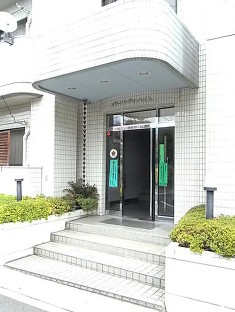西武新宿線 鷺ノ宮駅 徒歩9分 3階建 築37年の外観写真