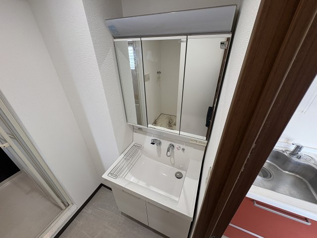 洗面設備　広い洗面スペース