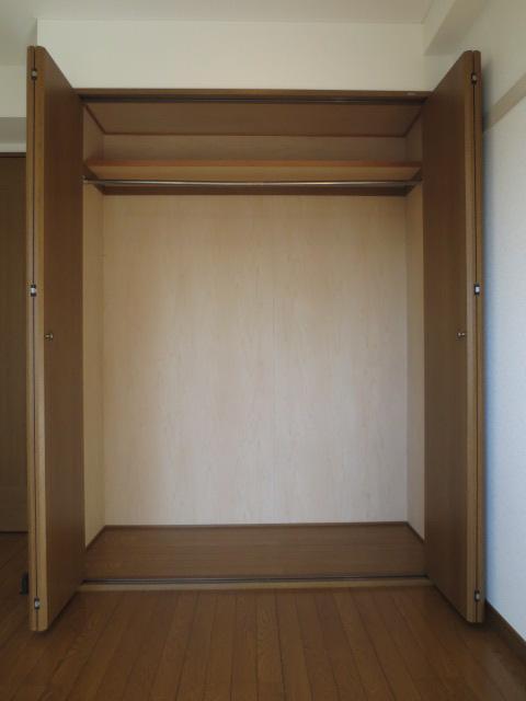 収納　収納豊富なクローゼット