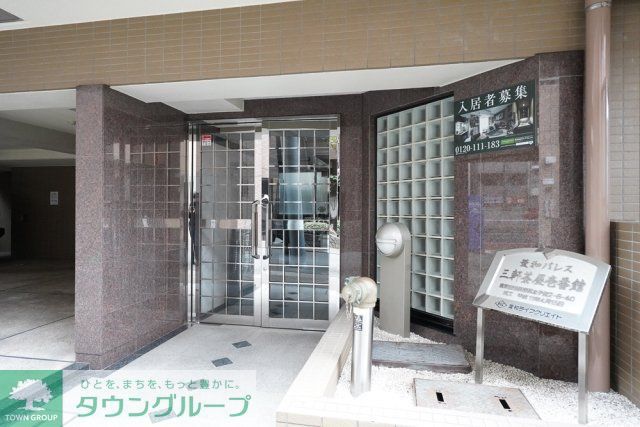 菱和パレス三軒茶屋壱番館の外観写真