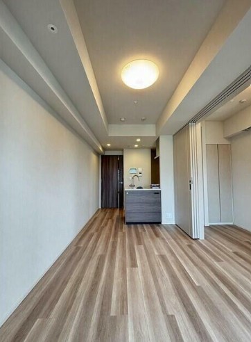 ドゥーエ府中IIの居間写真