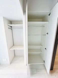 収納　参考写真：別部屋タイプ
