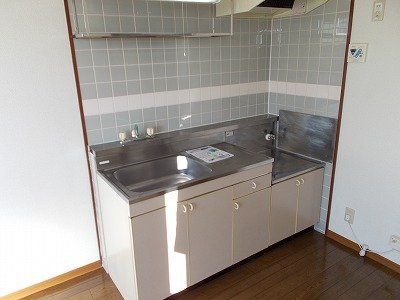 東武伊勢崎線 南羽生駅 徒歩9分 2階建 築32年のキッチン写真
