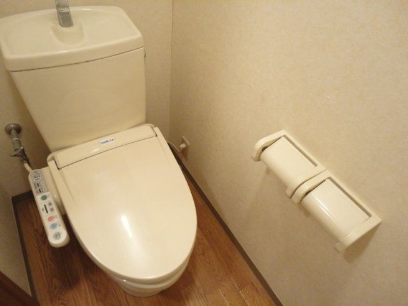 ガーデンヒルズNAKAYAMA壱番館のトイレ写真