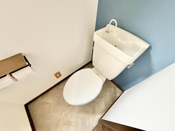 ＪＲ東金線 福俵駅 徒歩26分 2階建 築37年のトイレ写真