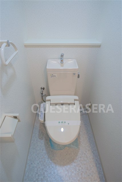 マインズ・コム南森町フジテラス南森町のトイレ写真
