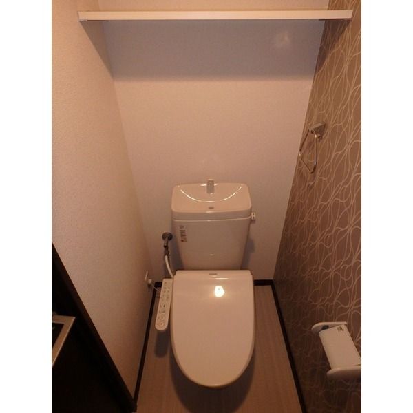 トイレ　トイレもきれいです