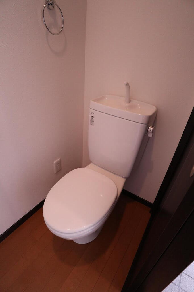 メゾンエトワールのトイレ写真