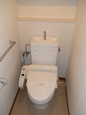 トイレ　シャワートイレ