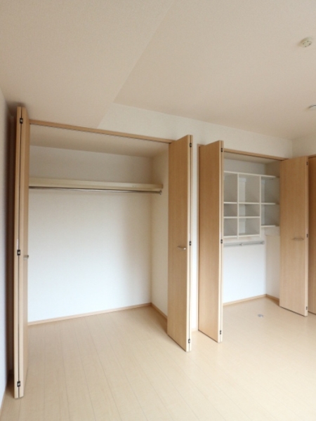 収納　同建物別部屋写真
