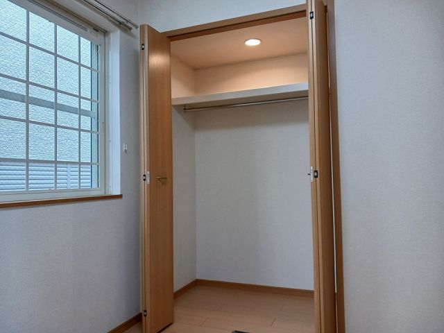 ゾーナブローテIIの内装写真