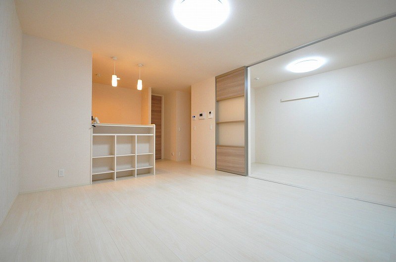 D-room城野駅 A棟の居間写真