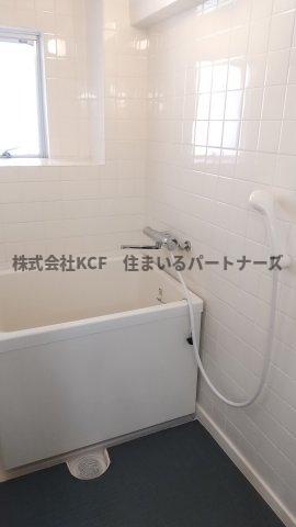 バス・シャワールーム　お風呂で日々の疲れを落としましょう