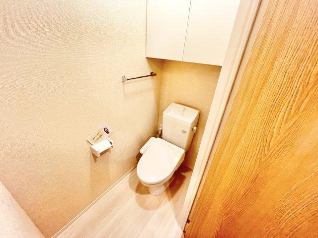 トイレ　※別部屋参考写真