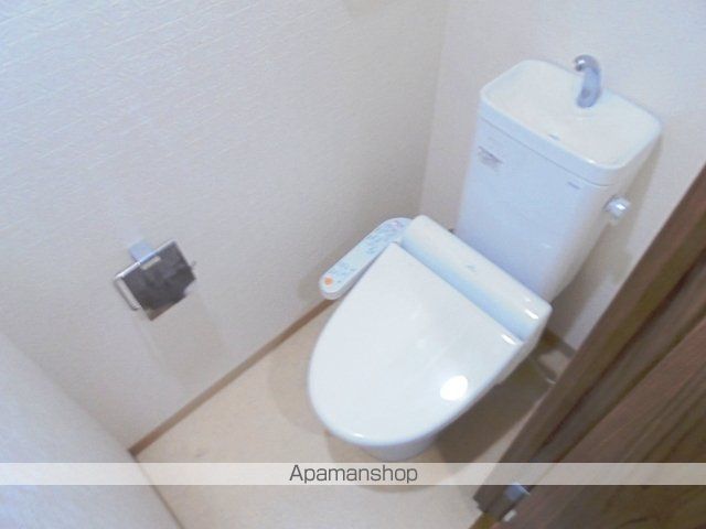阪急京都線 高槻市駅 徒歩9分 8階建 築13年のトイレ写真