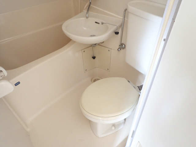 名東レジデンスのトイレ写真