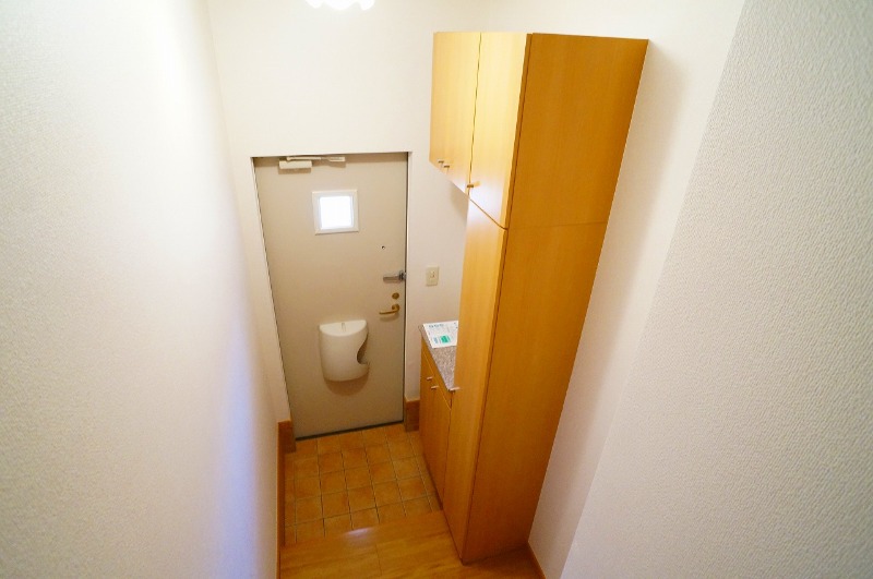 玄関　図面と現状に相違がある場合には現状を優先