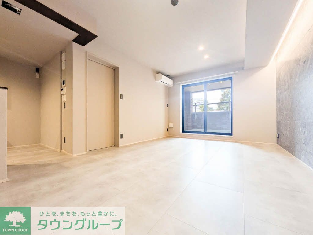 シャーメゾンリュクス大濠の居間写真