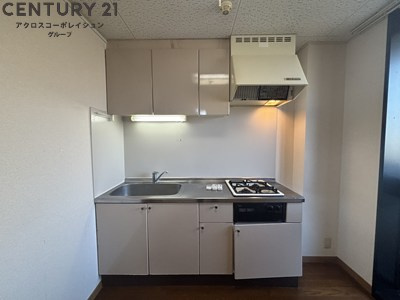 キッチン　壁付けキッチンでスペースを有効活用できます！