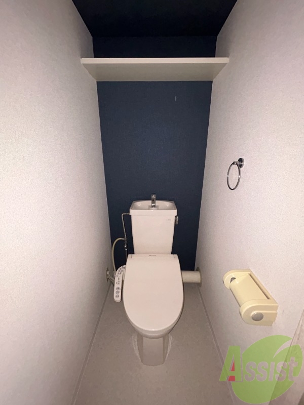 トイレ　こちらはトイレです。清潔感があり、安心して使用できます。