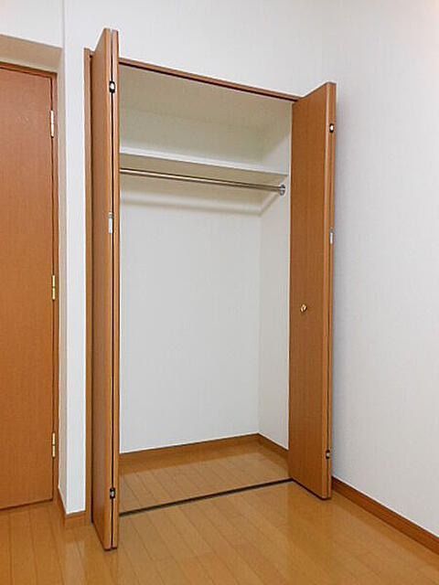 収納　（別タイプ参考写真）ガラ・グランディ練馬　練馬区中村北１