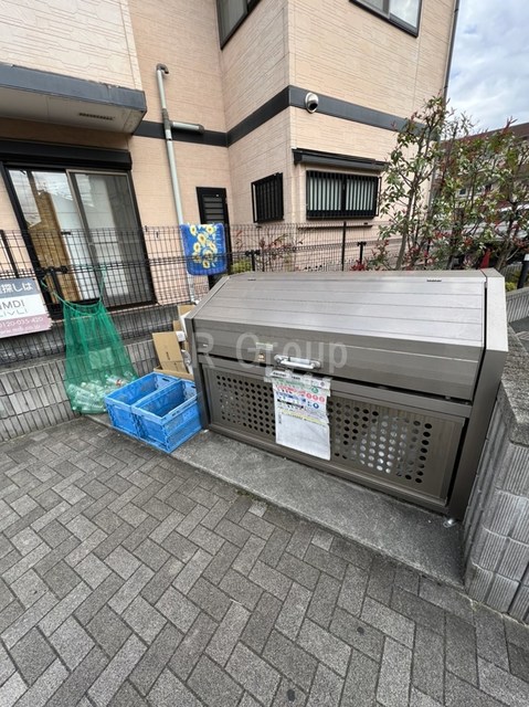 日暮里・舎人ライナー 扇大橋駅 徒歩3分 3階建 築13年の外観写真