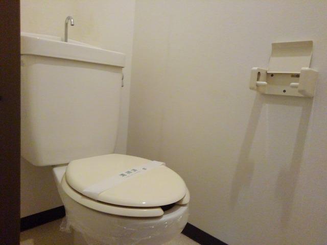 トイレ　同タイプ参考写真