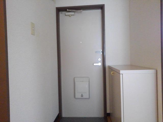 玄関　同タイプ参考写真