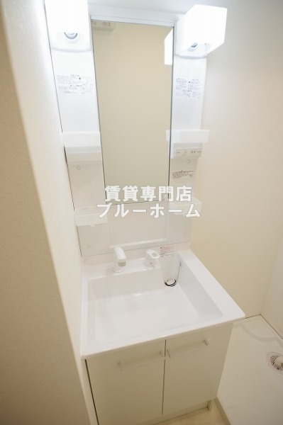洗面設備　独立洗面台あります！